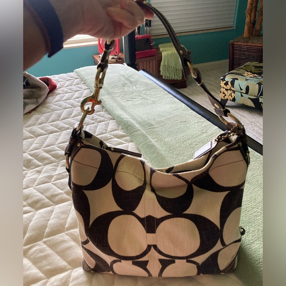 Authentic Coach Purse - Picture 11 of 11